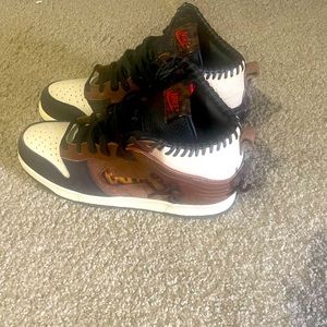Nike Dunk High
Bodega Legend Fauna Brown